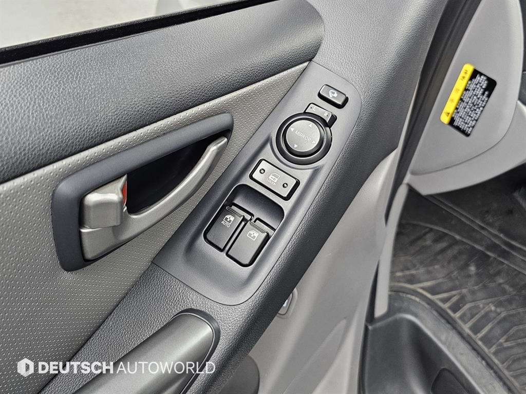 HYUNDAI Starex 2016 Gris - Importación desde Corea - HF Imports Iquique - Foto 18