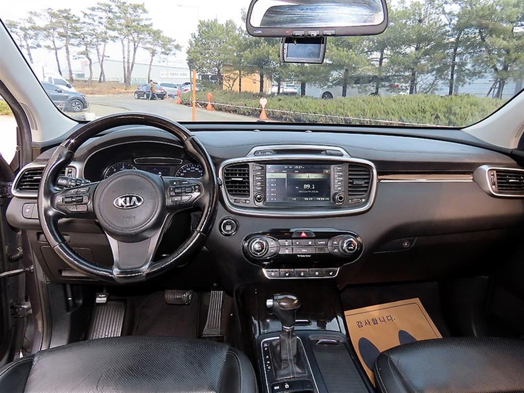 KIA Sorento - Vista 7