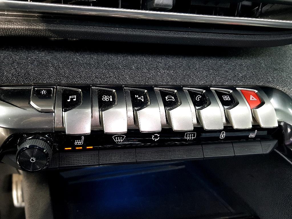 Peugeot 3008 - Vista 11