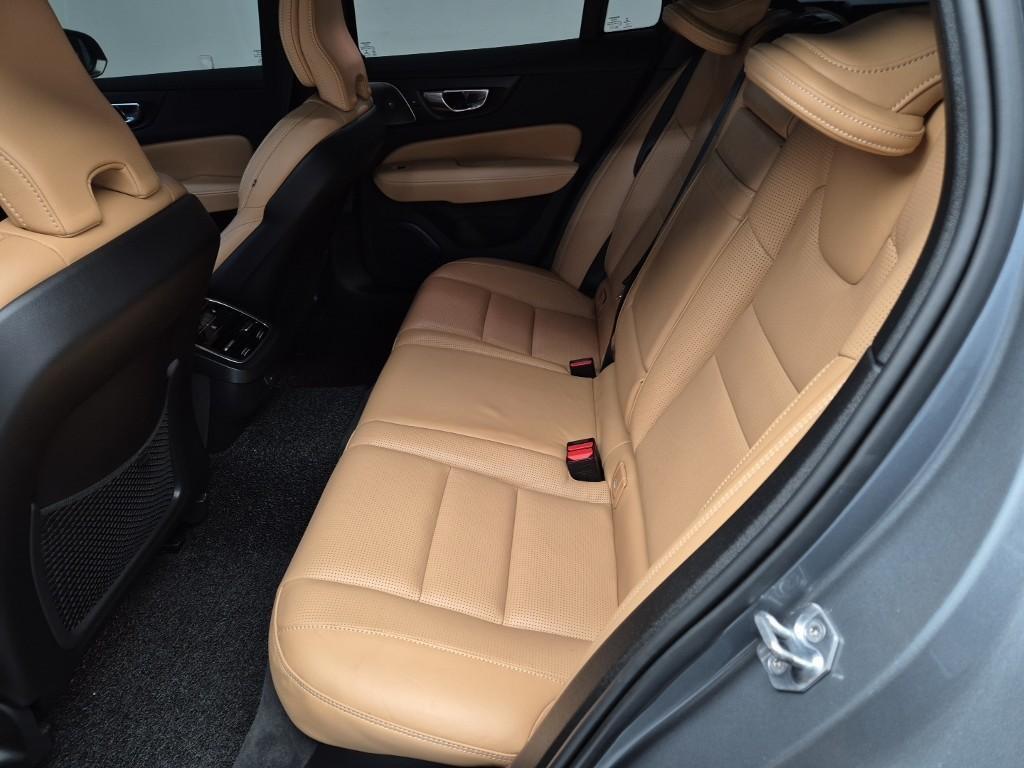 Volvo V60 - Vista 12