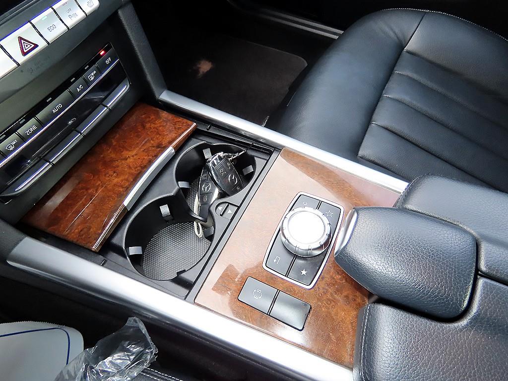 Mercedes Benz E class - Vista 11