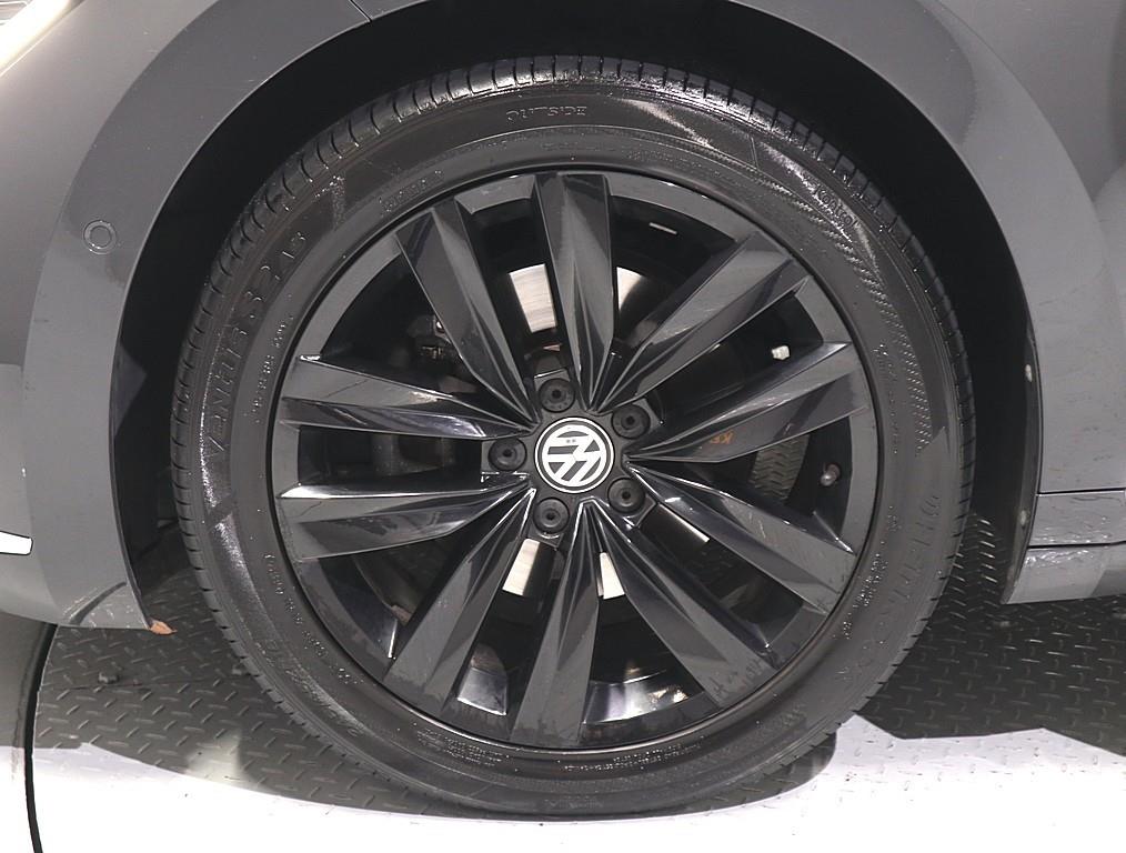 Volkswagen Arteon 2019 Gris - Importación desde Corea - HF Imports Iquique - Foto 18