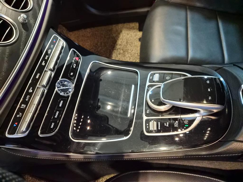 Mercedes Benz E class 2018 Blanco - Importación desde Corea - HF Imports Iquique - Foto 15