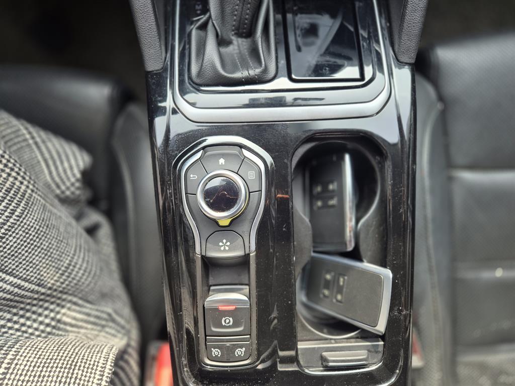 SAMSUNG SM6 - Vista 11