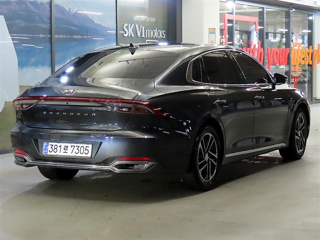 HYUNDAI Grandeur - Vista 4