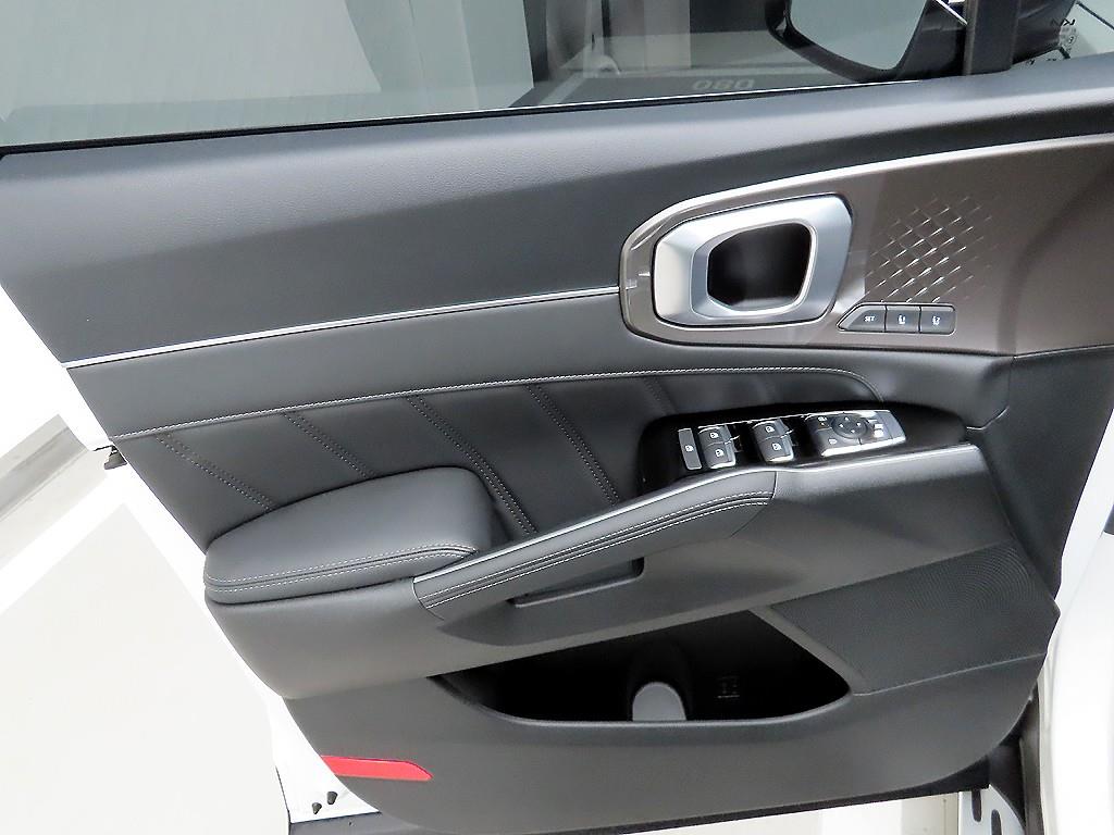 KIA Sorento - Vista 11