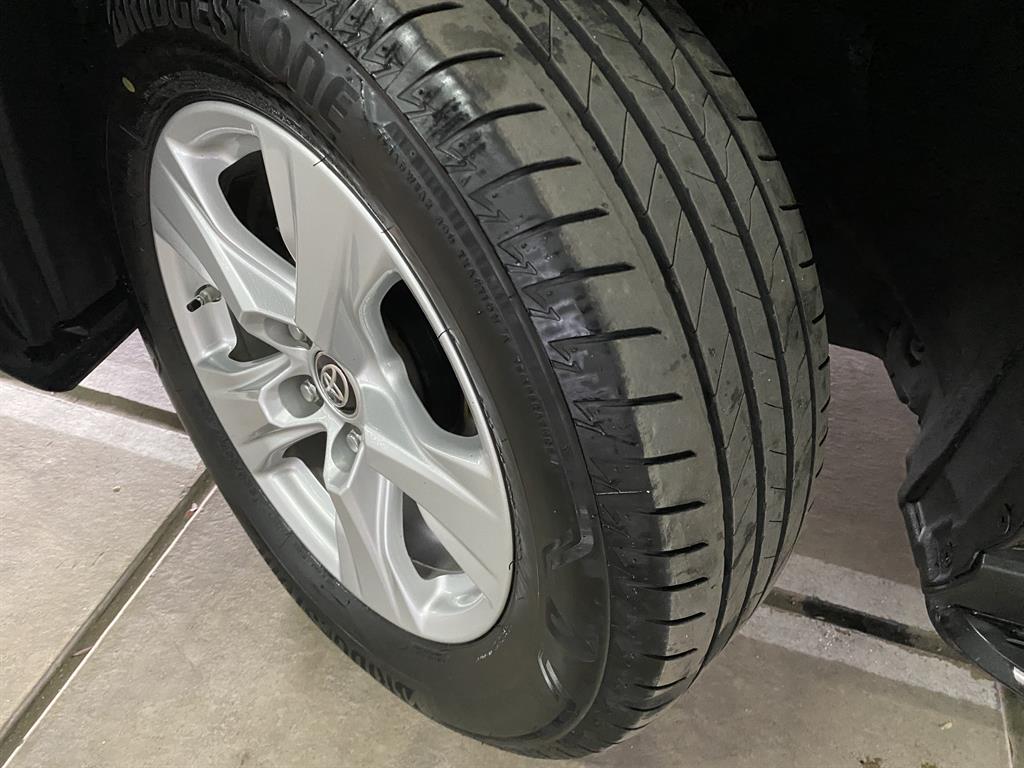 Toyota RAV4 2020 Gris - Importación desde Corea - HF Imports Iquique - Foto 18