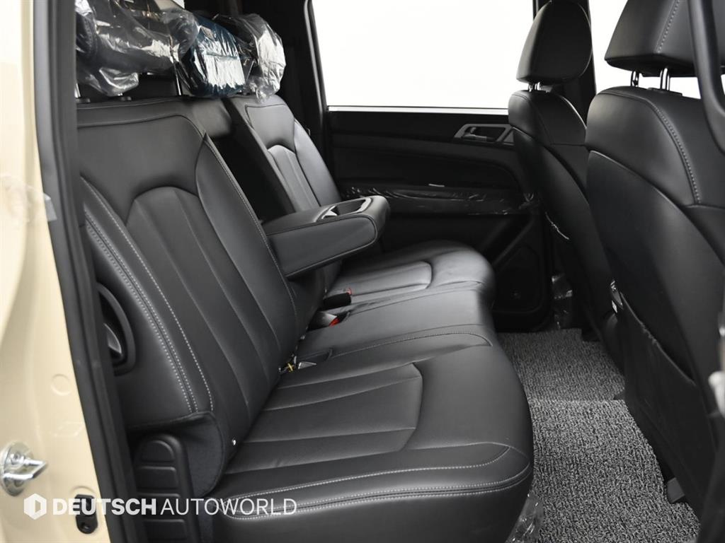 Ssangyong Rexton - Vista 12