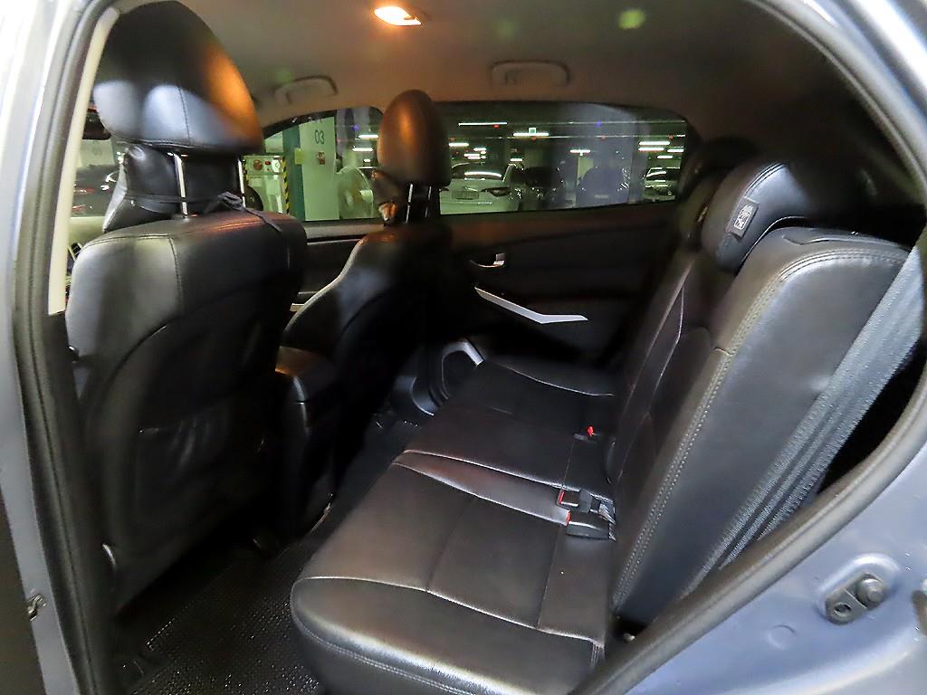 Ssangyong Korando - Vista 7