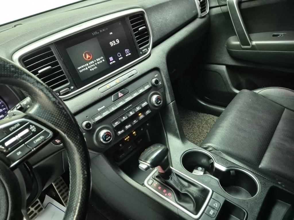 KIA Sportage - Vista 6