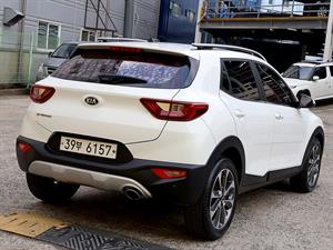 KIA Stonic - Vista 8