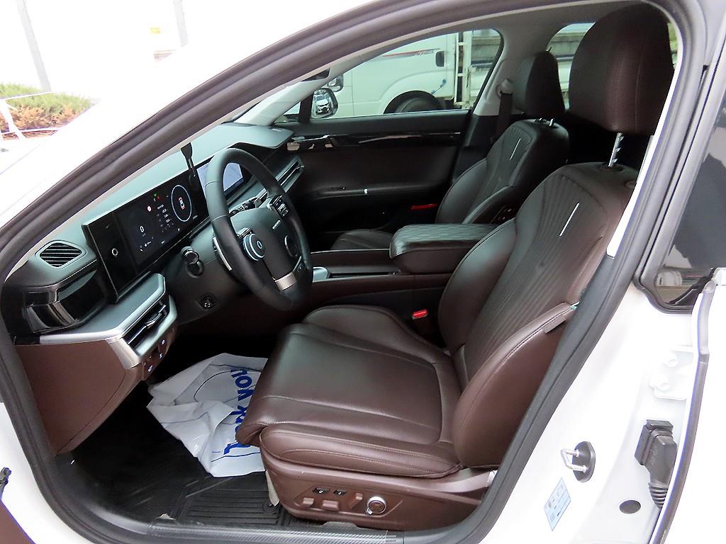 HYUNDAI Grandeur - Vista 5