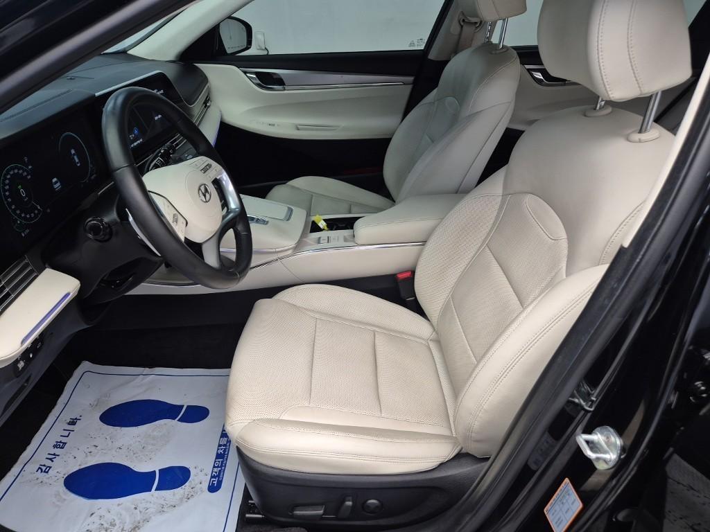 HYUNDAI Grandeur - Vista 11