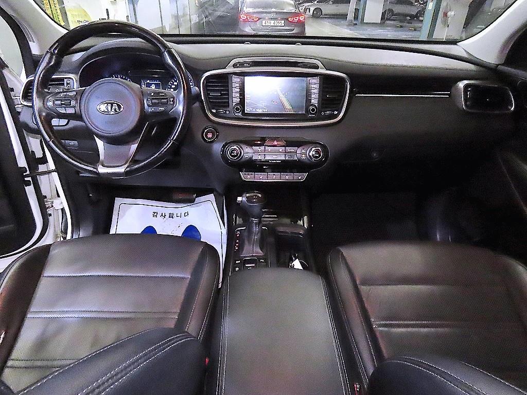 KIA Sorento - Vista 10