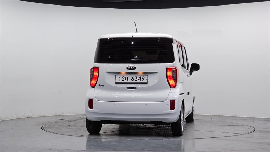 KIA Ray - Vista 4