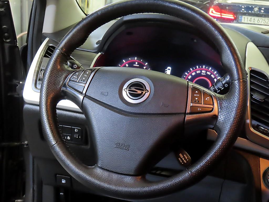 Ssangyong Korando - Vista 8