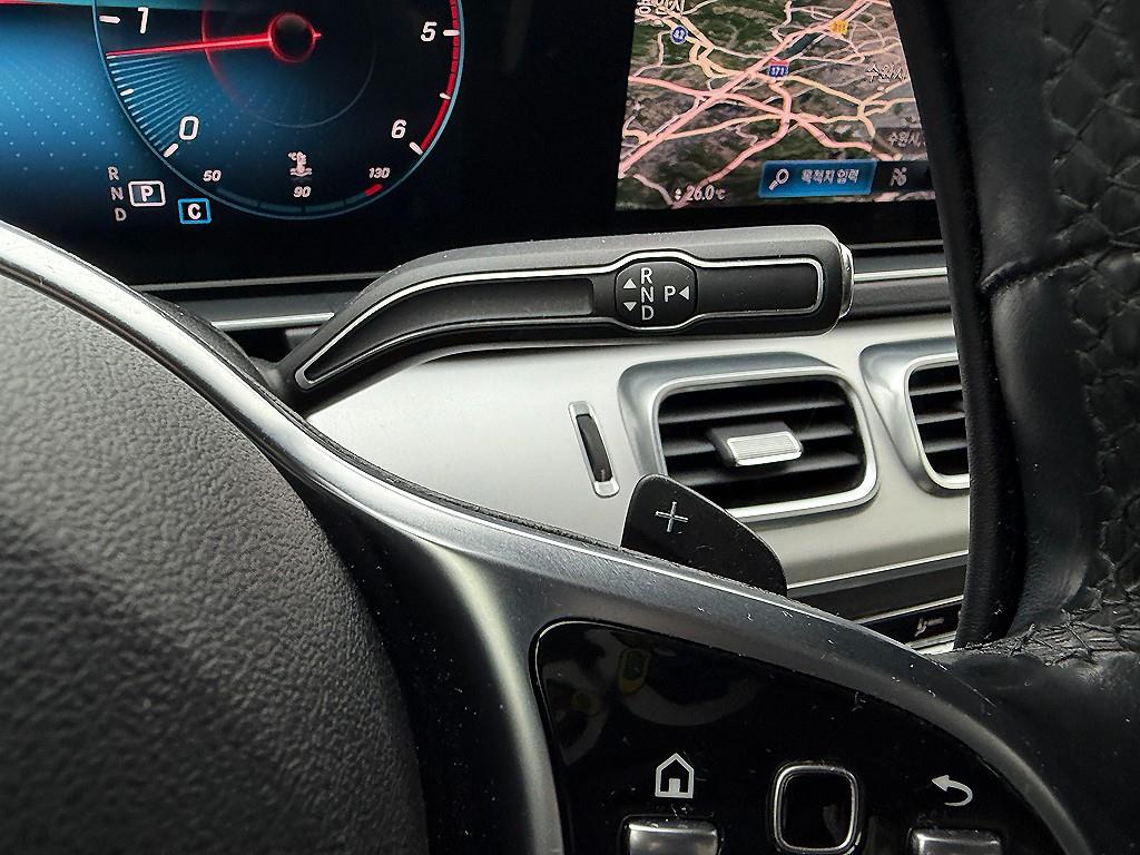 Mercedes Benz GLE Class - Vista 11