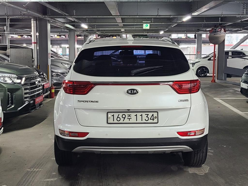 KIA Sportage - Vista 4