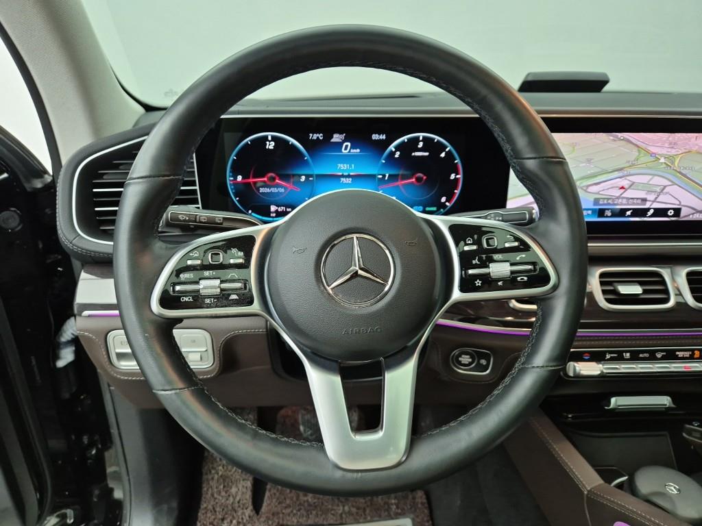 Mercedes Benz GLE Class - Vista 9