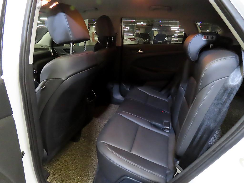 HYUNDAI Tucson - Vista 7