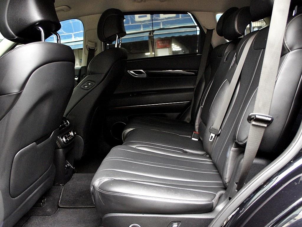 Genesis GV80 - Vista 11