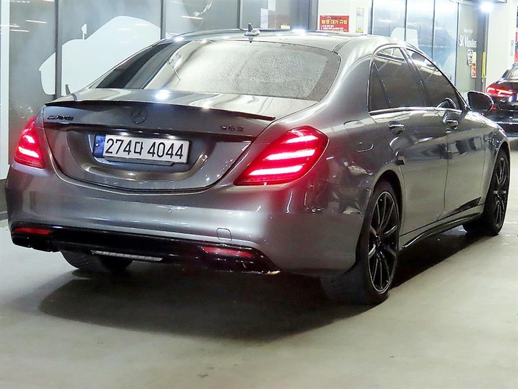 Mercedes Benz S Class - Vista 4