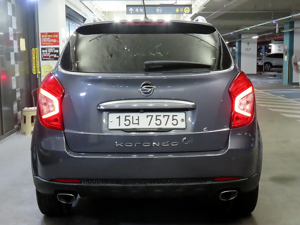 Ssangyong Korando - Vista 5