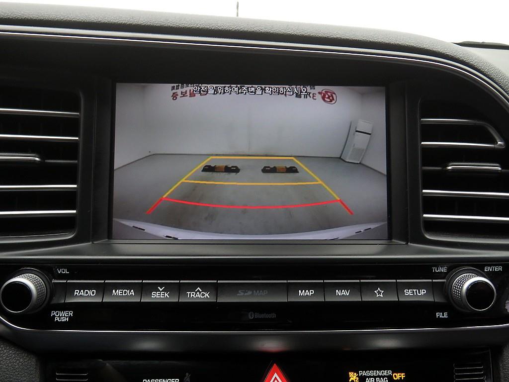 HYUNDAI Avante 2020 Blanco - Importación desde Corea - HF Imports Iquique - Foto 15