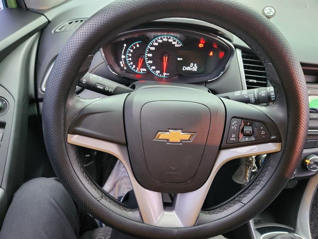 Chevrolet Trax - Vista 11