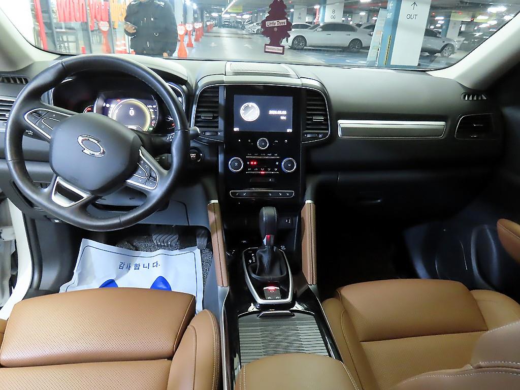 SAMSUNG QM6 - Vista 10