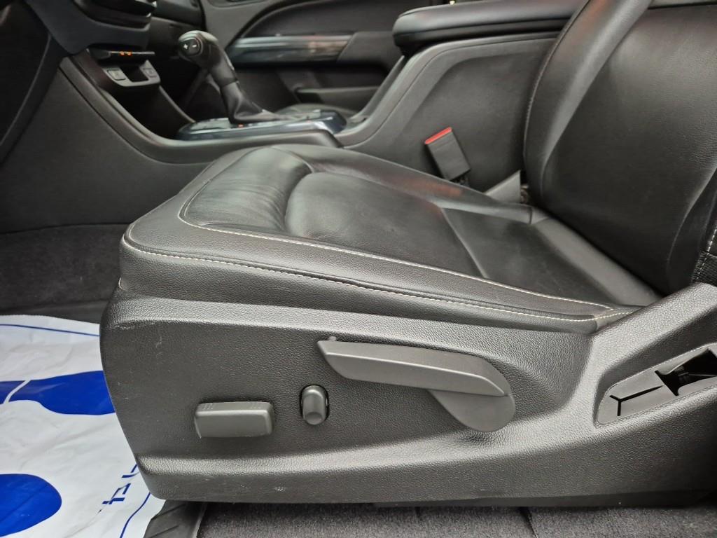 Chevrolet ?Colorado 2021 Negro - Importación desde Corea - HF Imports Iquique - Foto 19