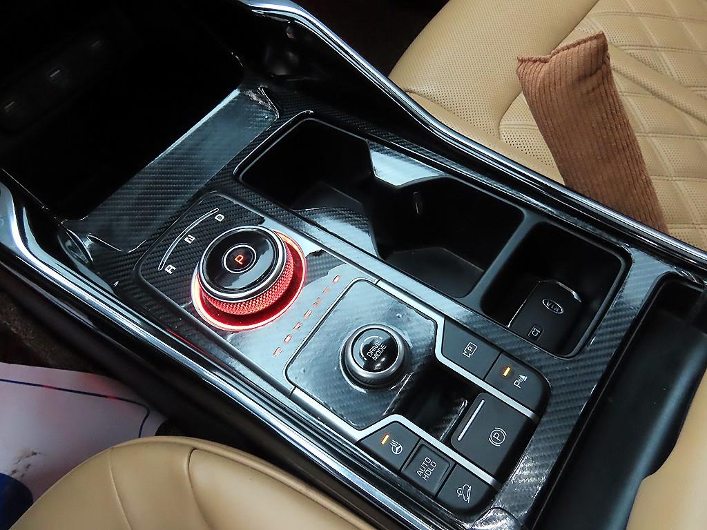 KIA Sorento - Vista 12