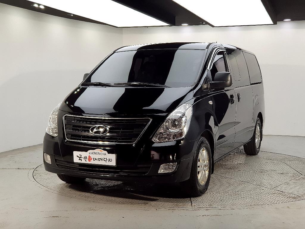 HYUNDAI Starex 2018 Negro - Importación desde Corea - HF Imports Iquique - Foto 1