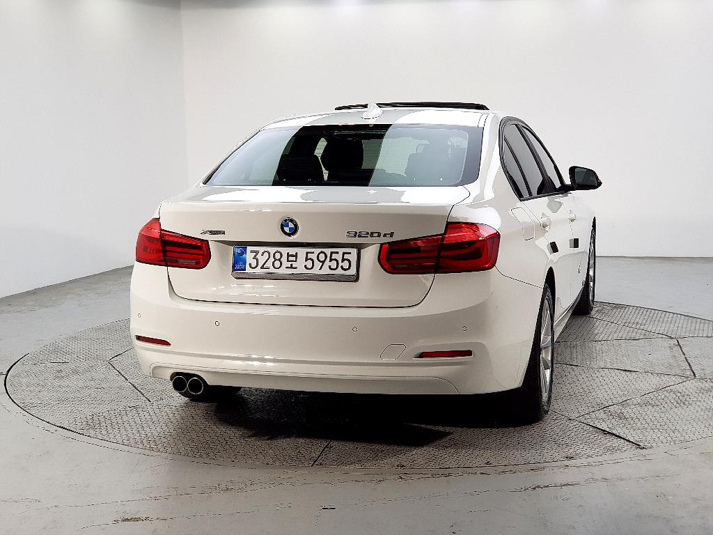 BMW 3 series - Vista 3