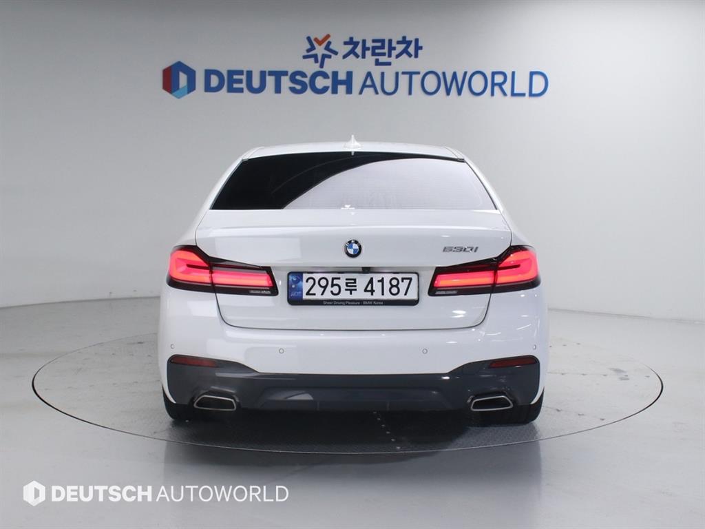 BMW 5 Series - Vista 4