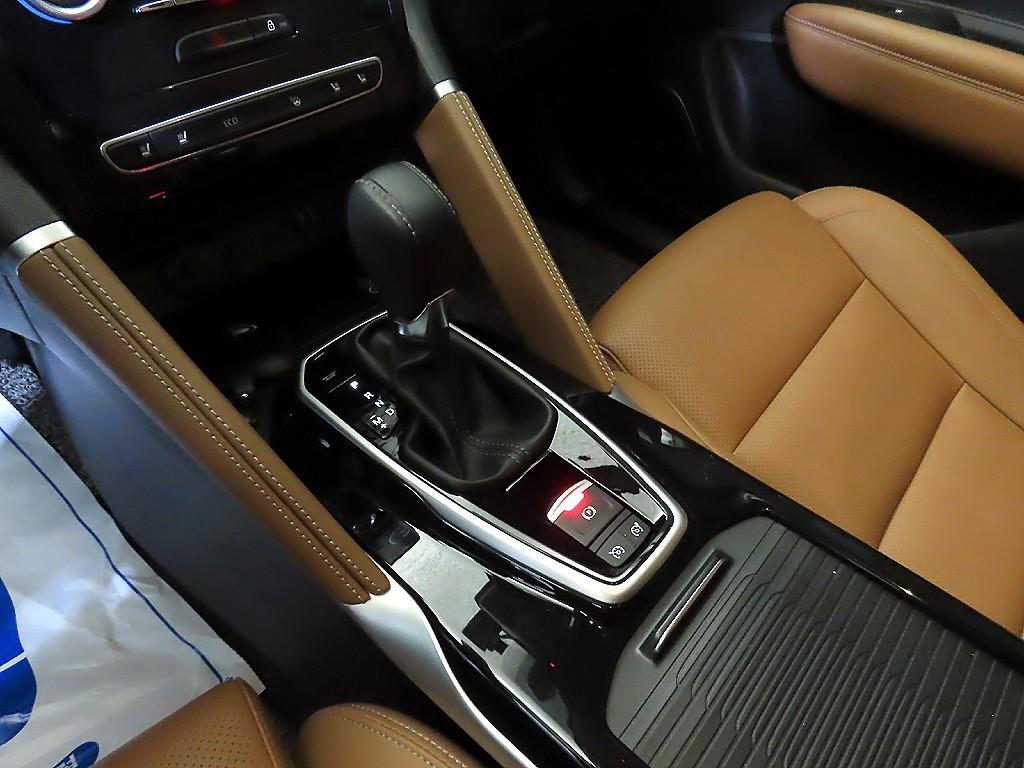 SAMSUNG QM6 - Vista 12