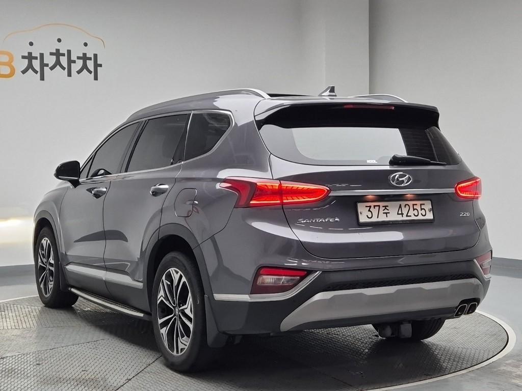 HYUNDAI Santa Fe - Vista 2