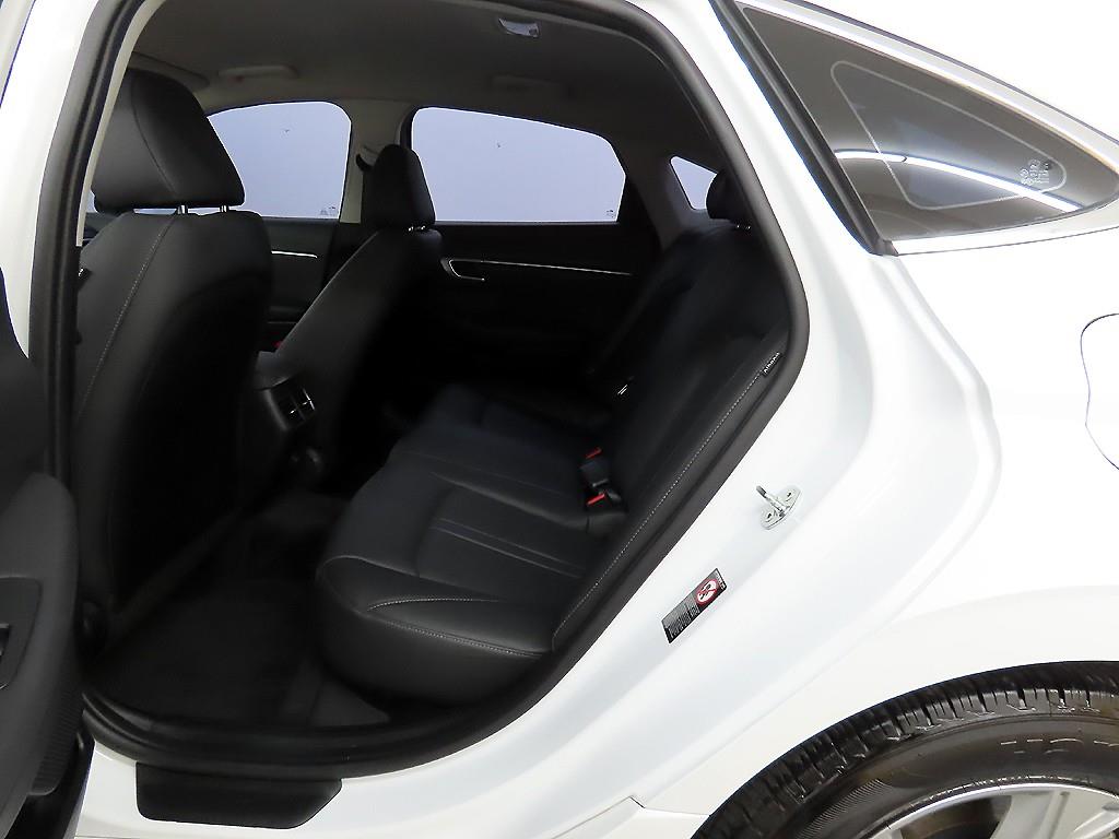 HYUNDAI Sonata - Vista 6