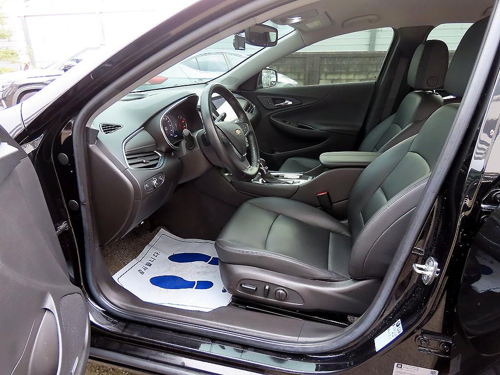 Chevrolet Malibu - Vista 5