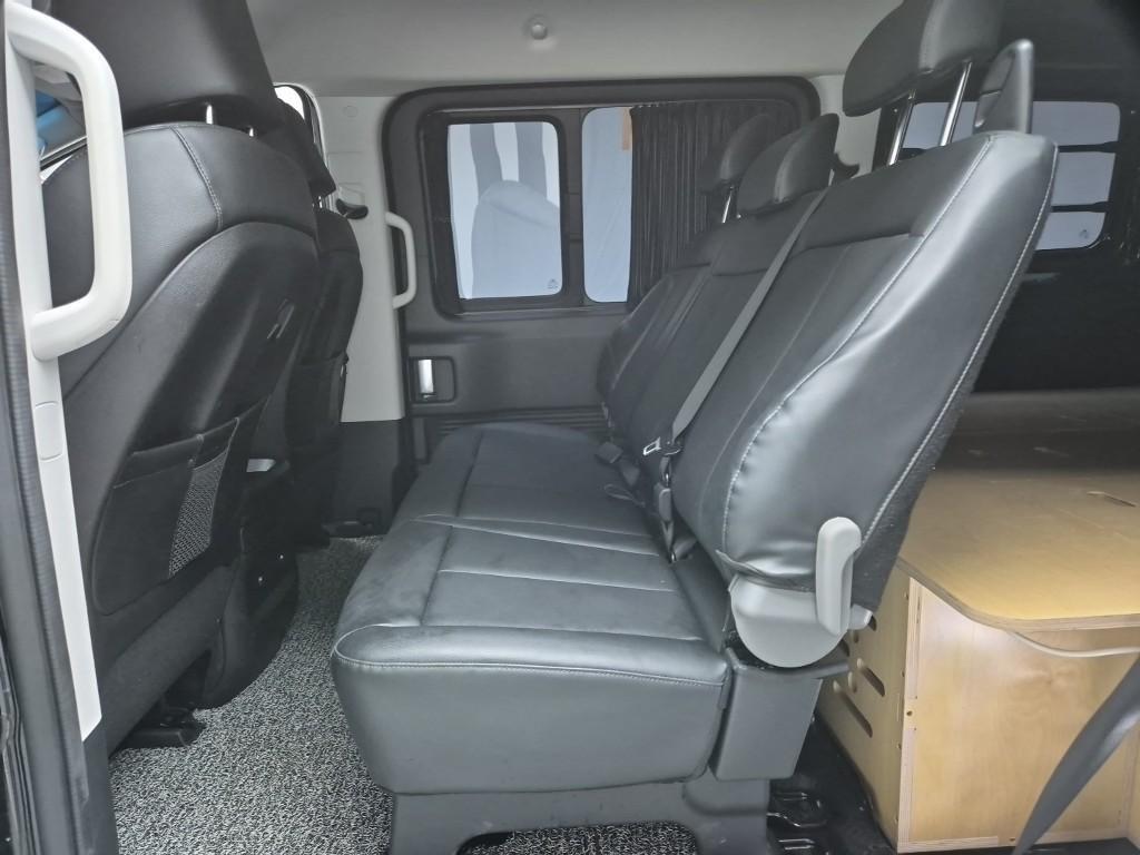 HYUNDAI Staria - Vista 12