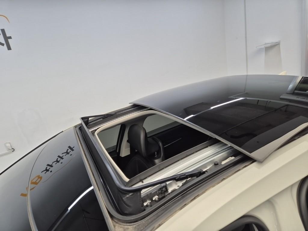 KIA EV6 2023 Blanco - Importación desde Corea - HF Imports Iquique - Foto 13