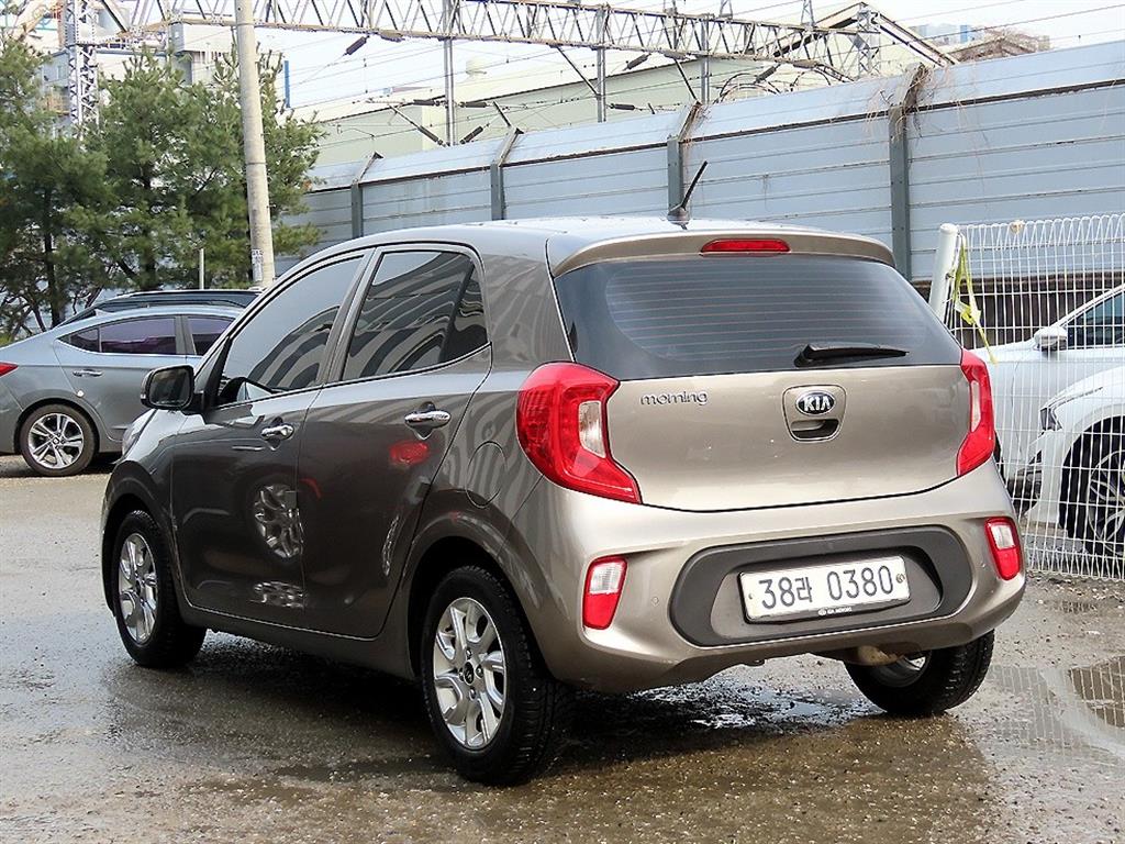 KIA Morning - Vista 3