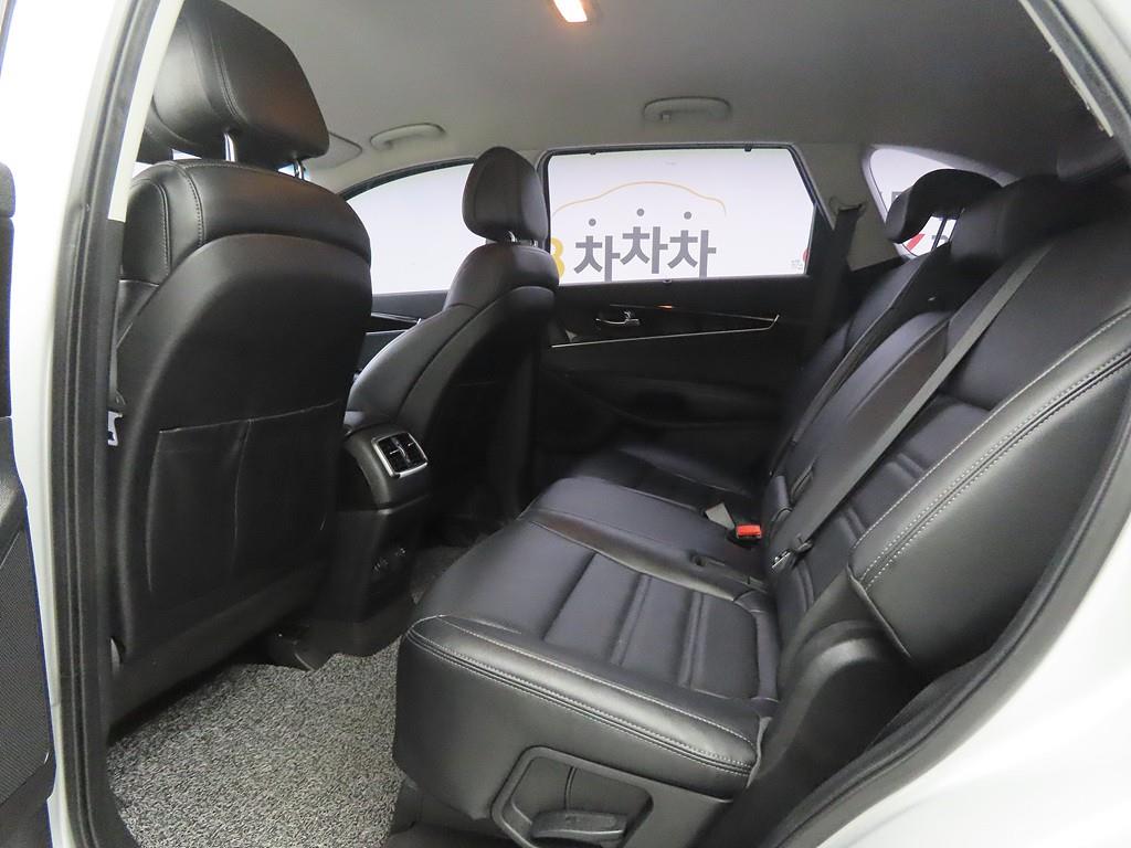 KIA Sorento - Vista 6