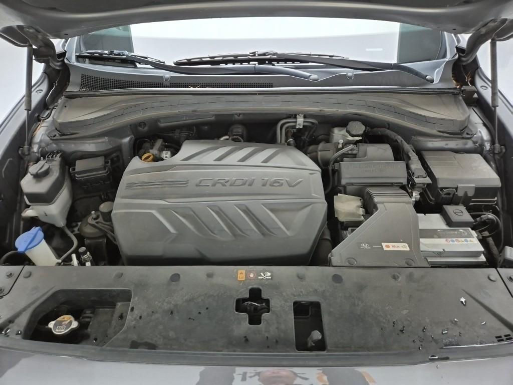 HYUNDAI Santa Fe - Vista 5