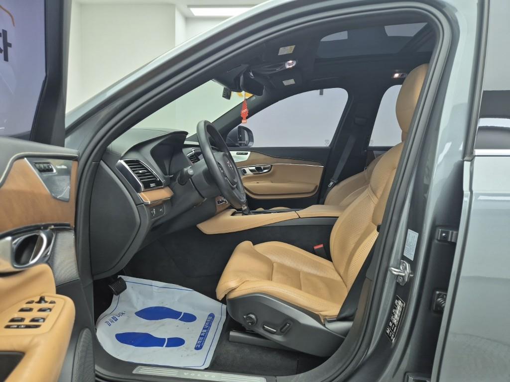 Volvo XC90 - Vista 11