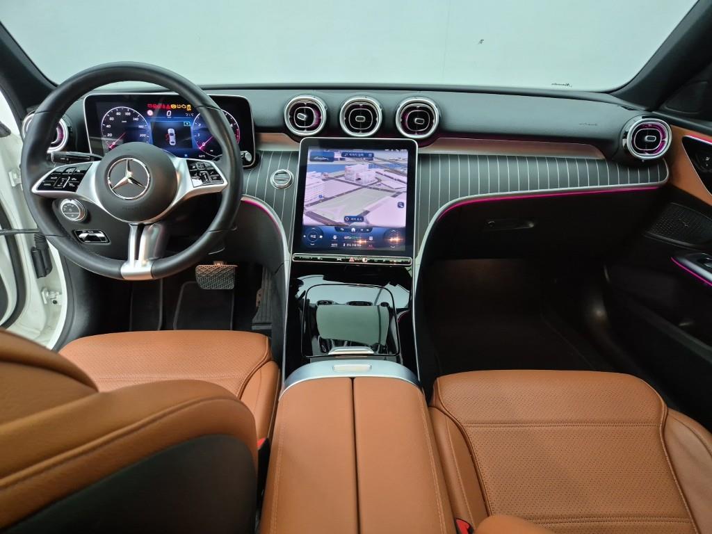 Mercedes Benz C Class - Vista 5