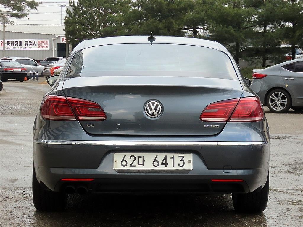 Volkswagen CC - Vista 4