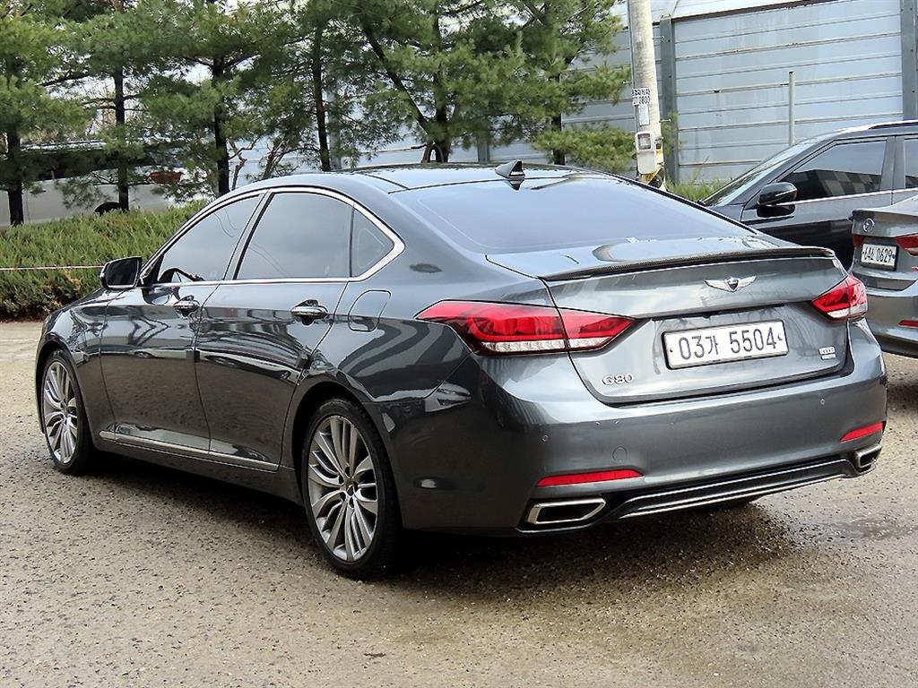 Genesis G80 - Vista 3