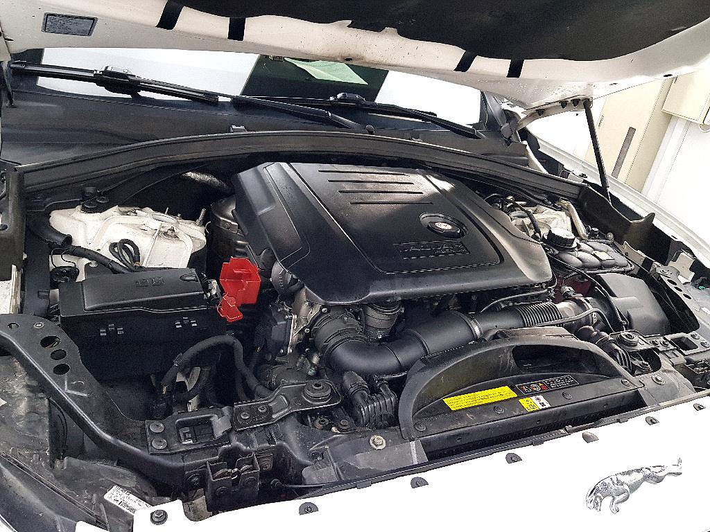 Jaguar F-PACE - Vista 6