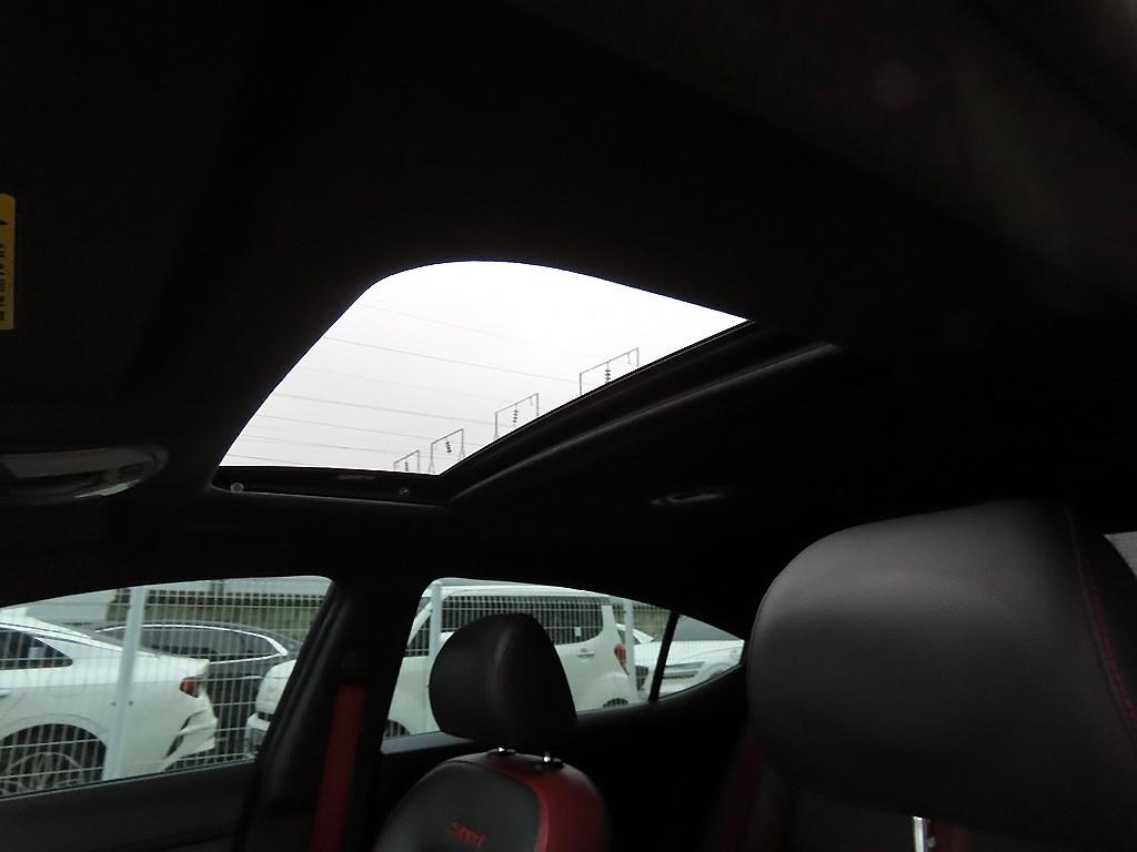 HYUNDAI Avante 2017 Azul - Importación desde Corea - HF Imports Iquique - Foto 18